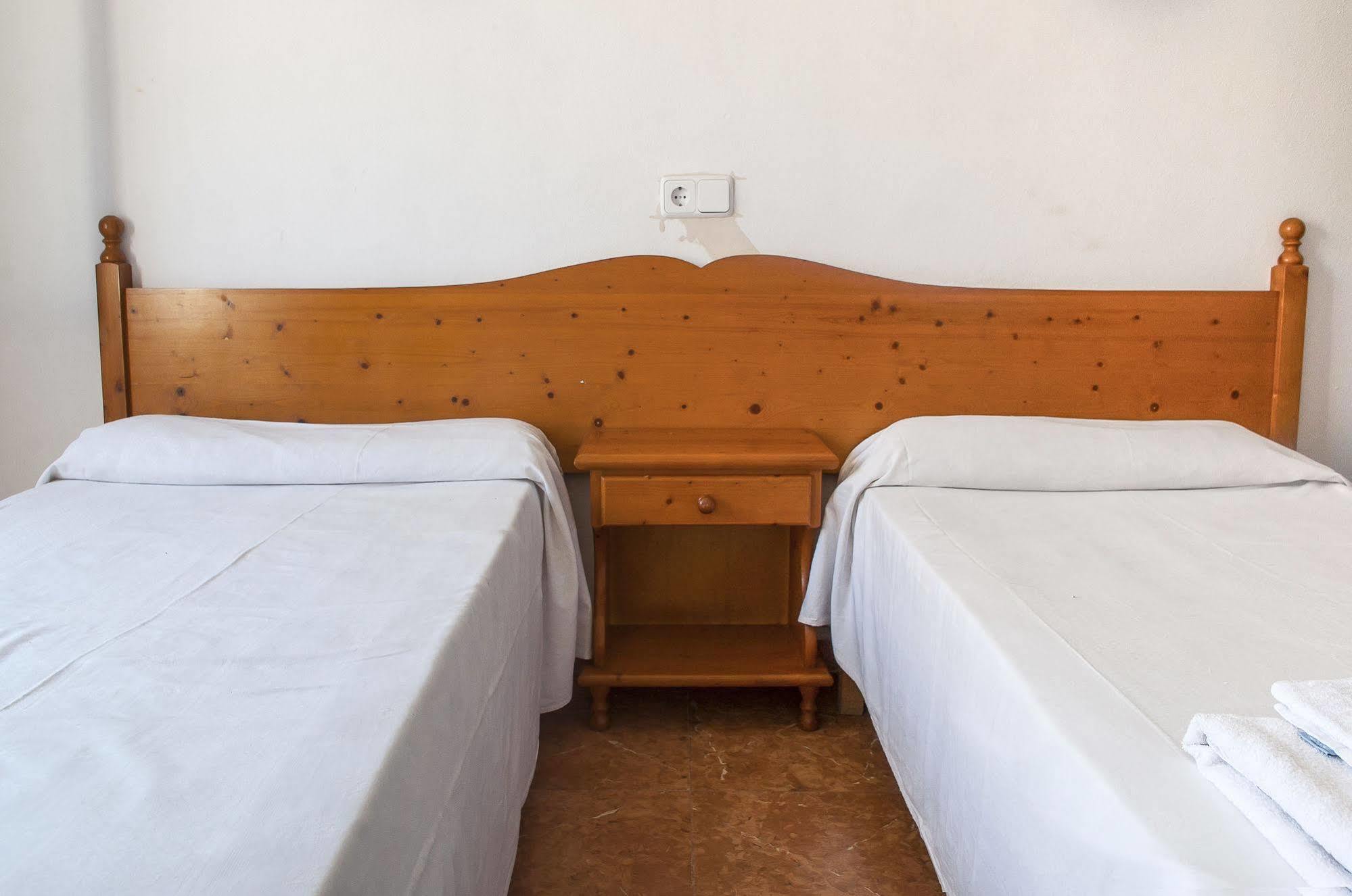 Surfing Concept Hostel Cala Ratjada  Kültér fotó