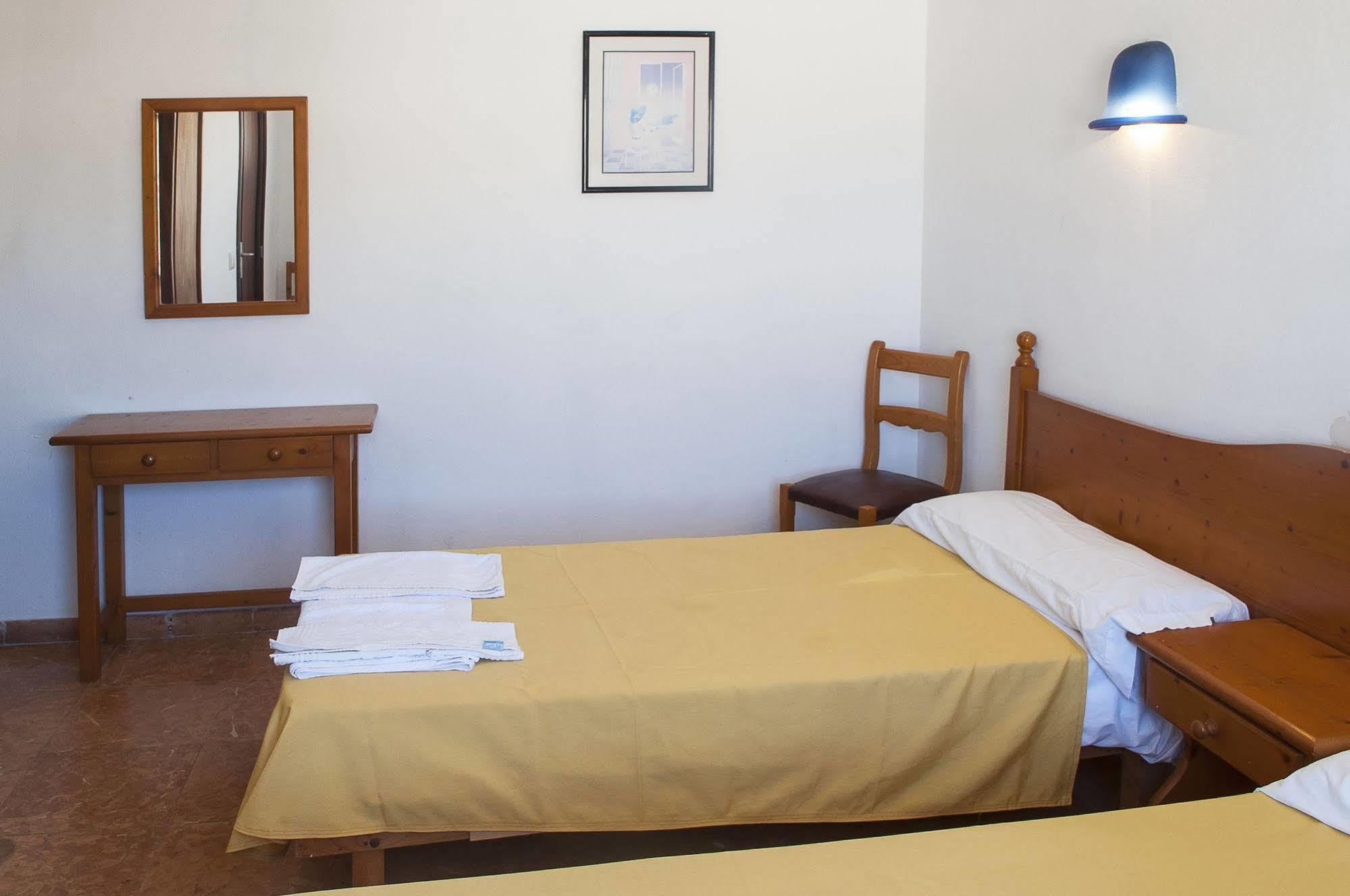 Surfing Concept Hostel Cala Ratjada  Kültér fotó